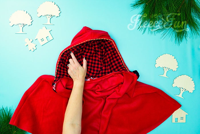 how to stitch the red riding hood.