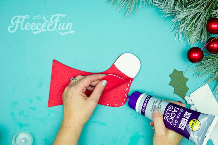 Learn the Best DIY Felt Ornaments Tips, Tricks and Templates. These 11 helps will take your ornament DIYs to a new level.