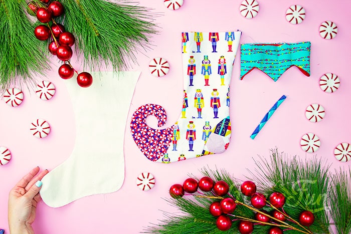 Finishing your Christmas stocking with fleecefun's free pattern