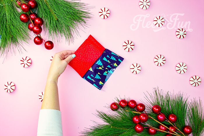 How to sew the cuff of your Christmas stocking with fleecefun's tutorial