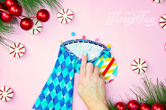 Assembling a DIY patchwork Christmas stocking with fleecefun's tutorial