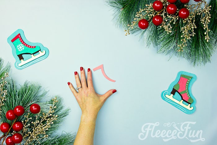 Fleecefun free template for cutting out the ice skate ornament pieces