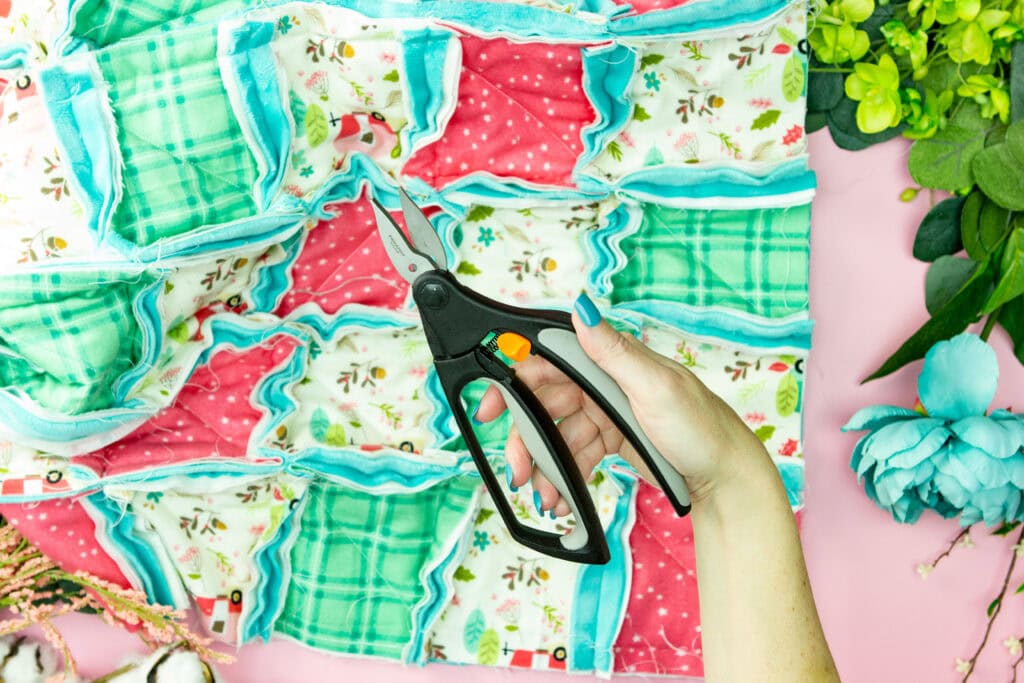 ragging shears can make it easier to rag.