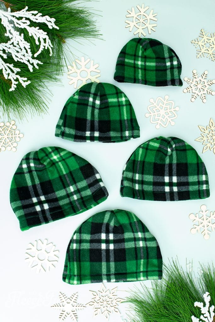Simple fleece hat project tutorial by FleeceFun