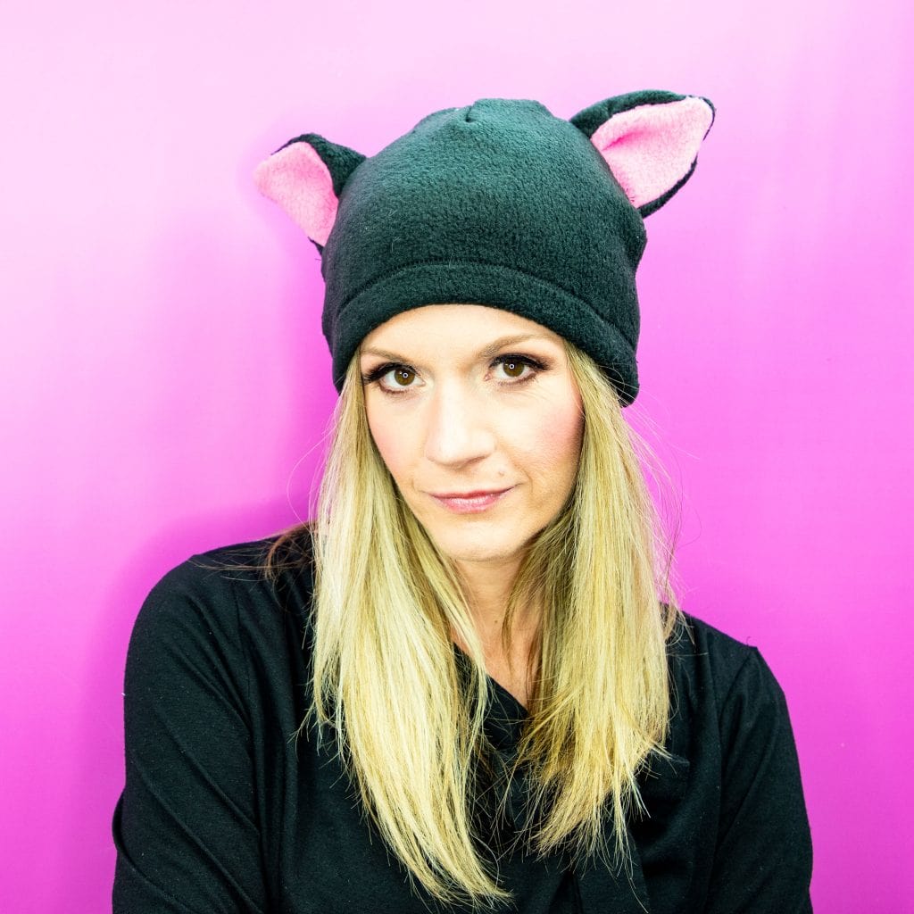 How to make a fleece hat with cat ears free fleece hat pattern. DIY fleece hat