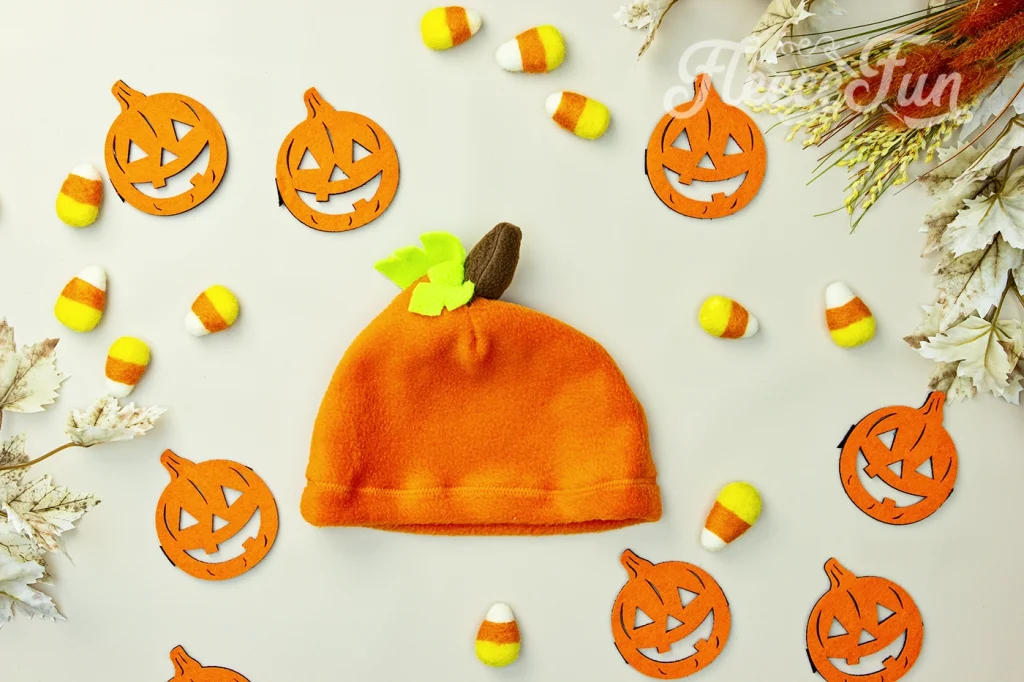Cute finished pumpkin hat DIY.