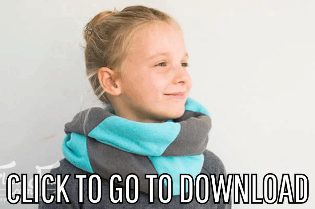 a color blocked cowl, perfect for handmade gifts and chilly seasons, made with free pattern and step by step tutorial from fleece fun, with the text "CLICK TO GO TO DOWNLOAD" displayed at the bottom.