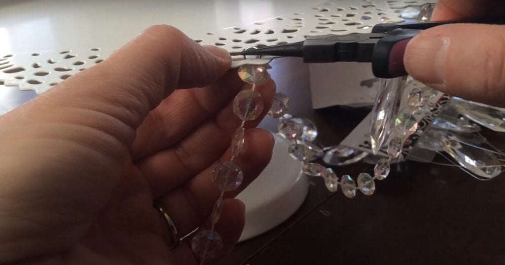 Having 1 bead overlap to stay in place. This beaded cake stand looks like it came from a high-end wedding catalog—but it’s DIY, affordable, and seriously fun to make. With just a few supplies, you can create elegant beaded stands that add sparkle to any table. Perfect for weddings, birthdays, or just showing off your baking wins. Your dessert deserves the spotlight—let's make it shine!
